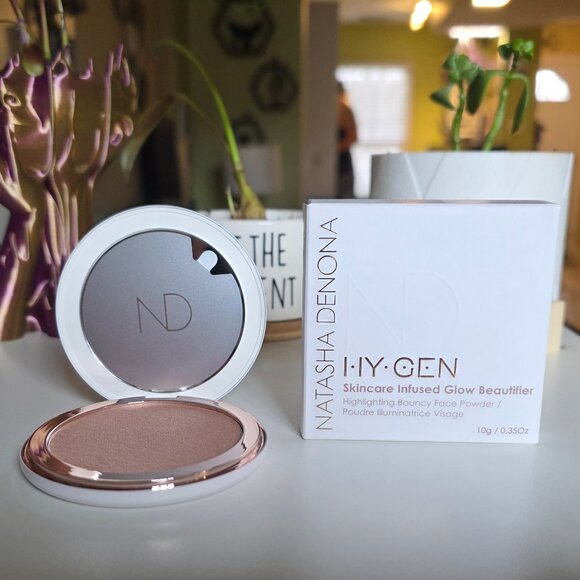 Natasha Denona Other - Natasha Denona HY-GEN SKINCARE INFUSED GLOW BEAUTIFIER Highligher in Dark